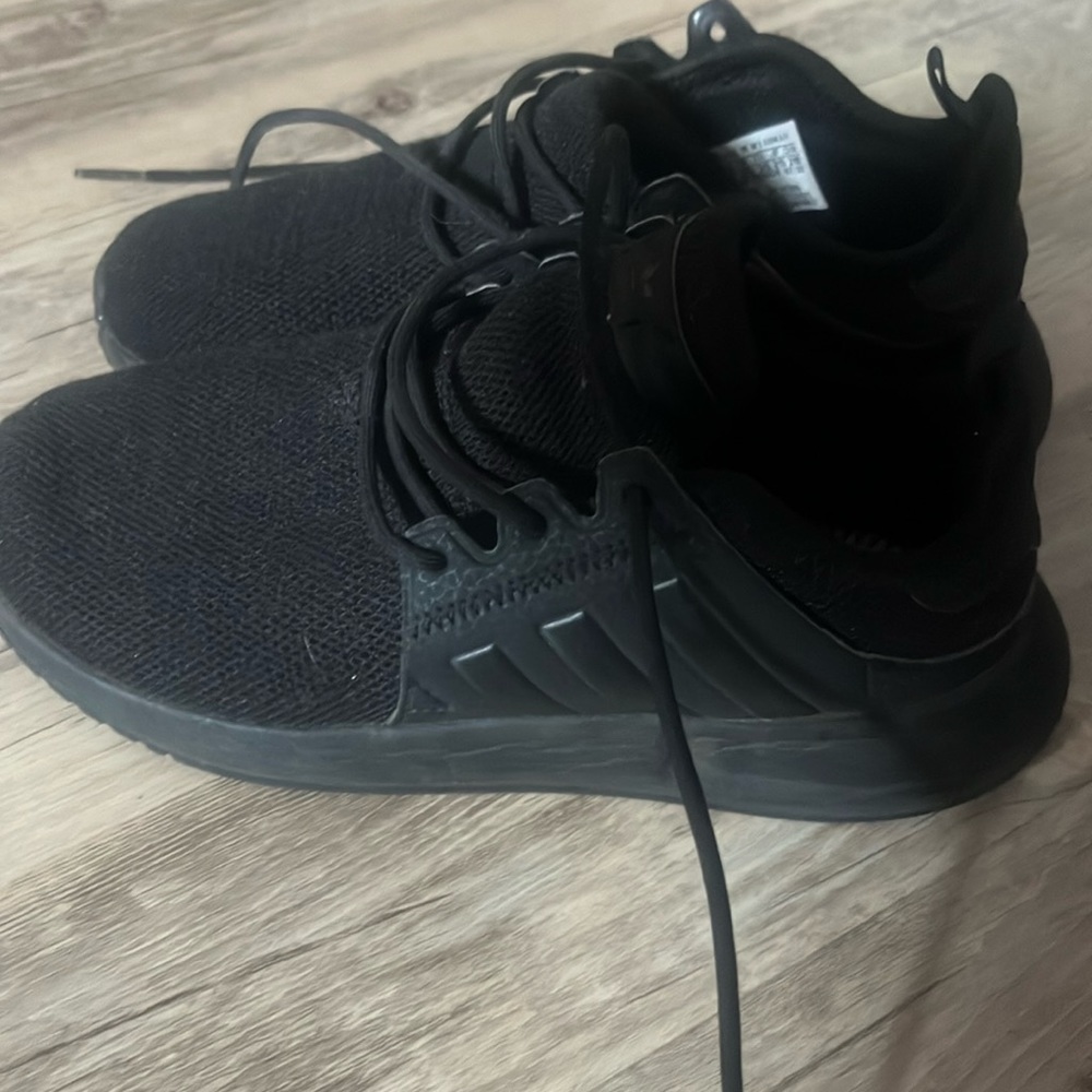 Children’s Adidas Black Sneakers